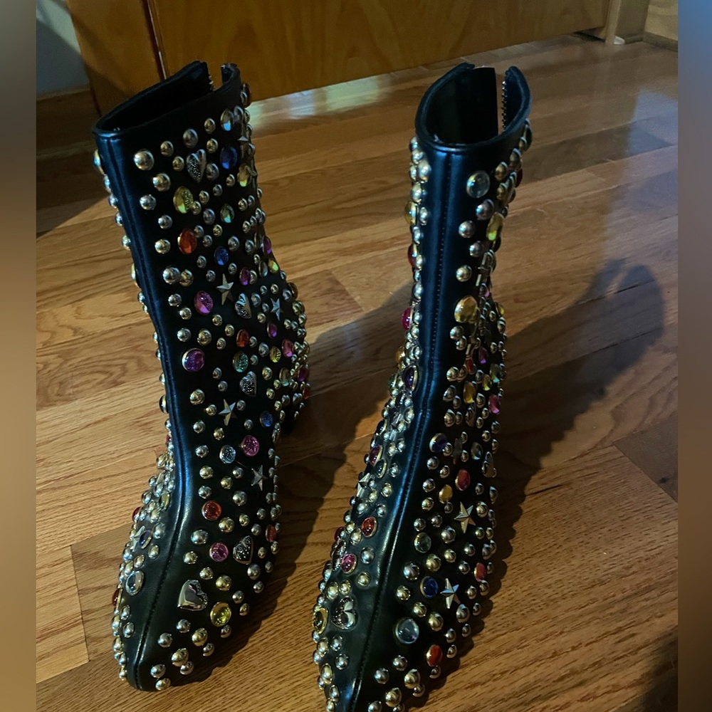 Current Mood rhinestone gem boots size 8